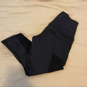 Lululemon side mesh size 4 high waisted 25”